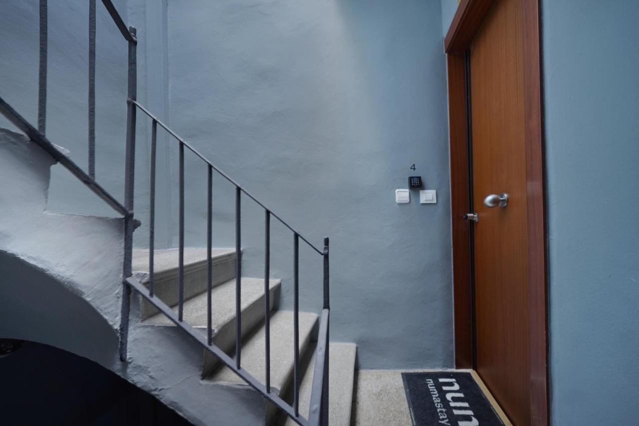 Numa Barcelona Lustre Apartment Bagian luar foto