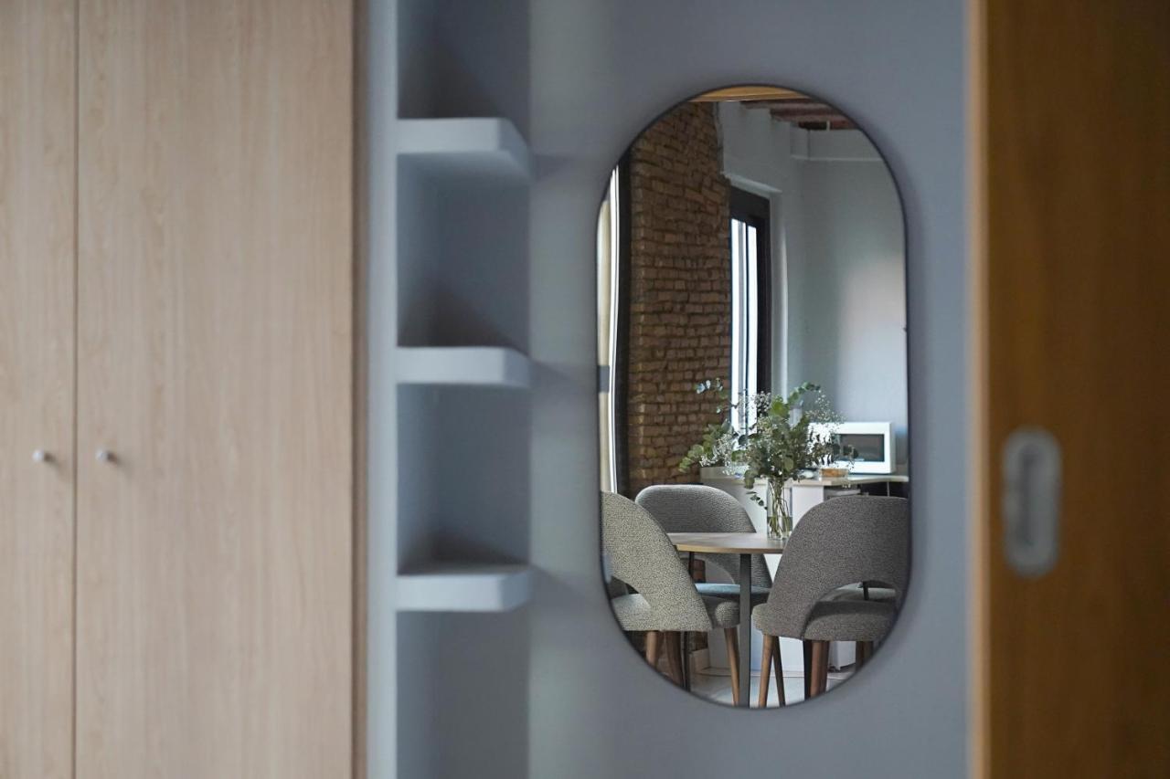 Numa Barcelona Lustre Apartment Bagian luar foto