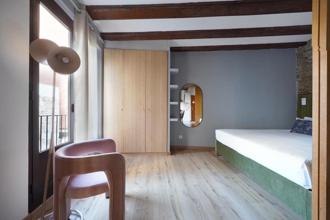 Numa Barcelona Lustre Apartment Bagian luar foto